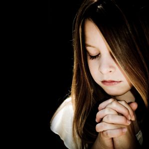 girl_praying_sxc.hu_small